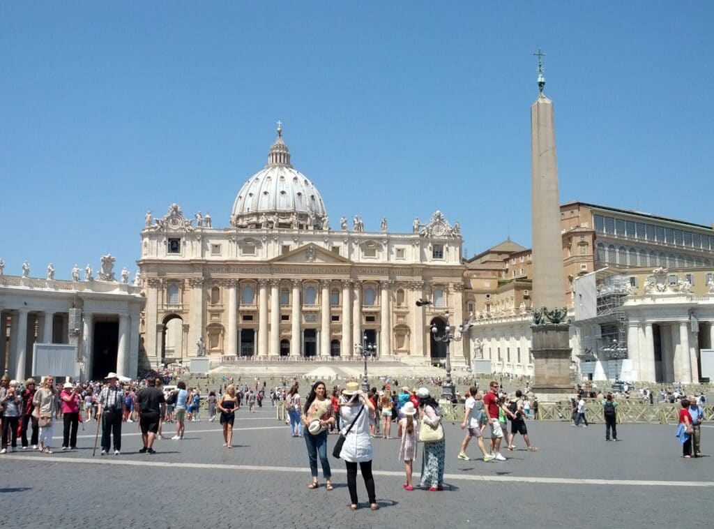 How to visit Vatican city